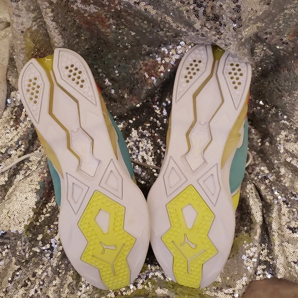 PUMA - Picture 5 of 8